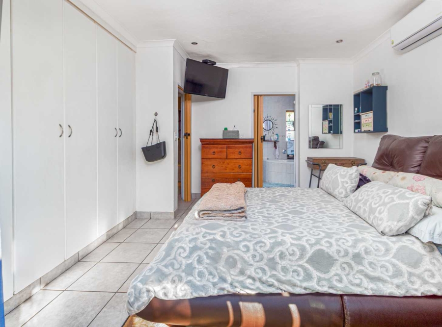 3 Bedroom Property for Sale in Meerhof North West